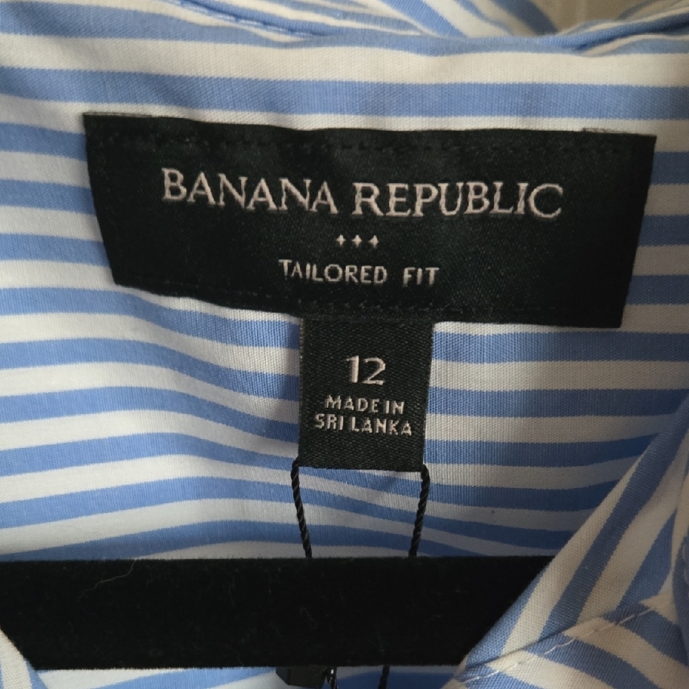 Banana Republic Blue and White Striped Shirt - Picture 2 of 5